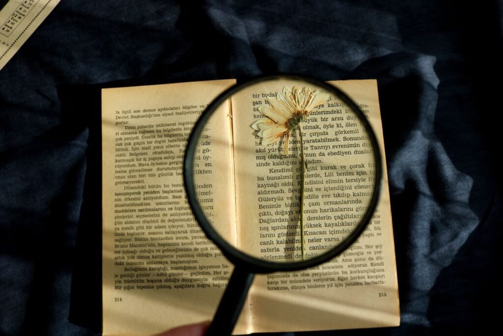 How to Find Low Competition Keywords Without Paid Tools